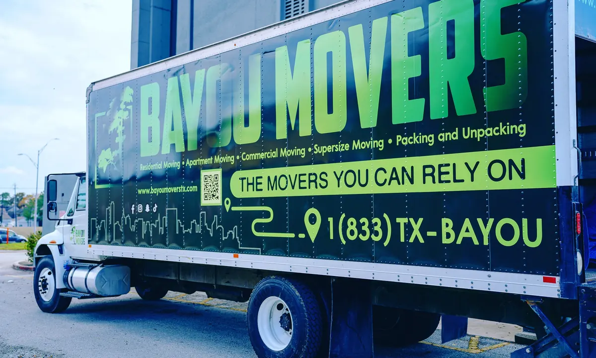 Bayou Movers branded Houston moving truck serving the Tomball area