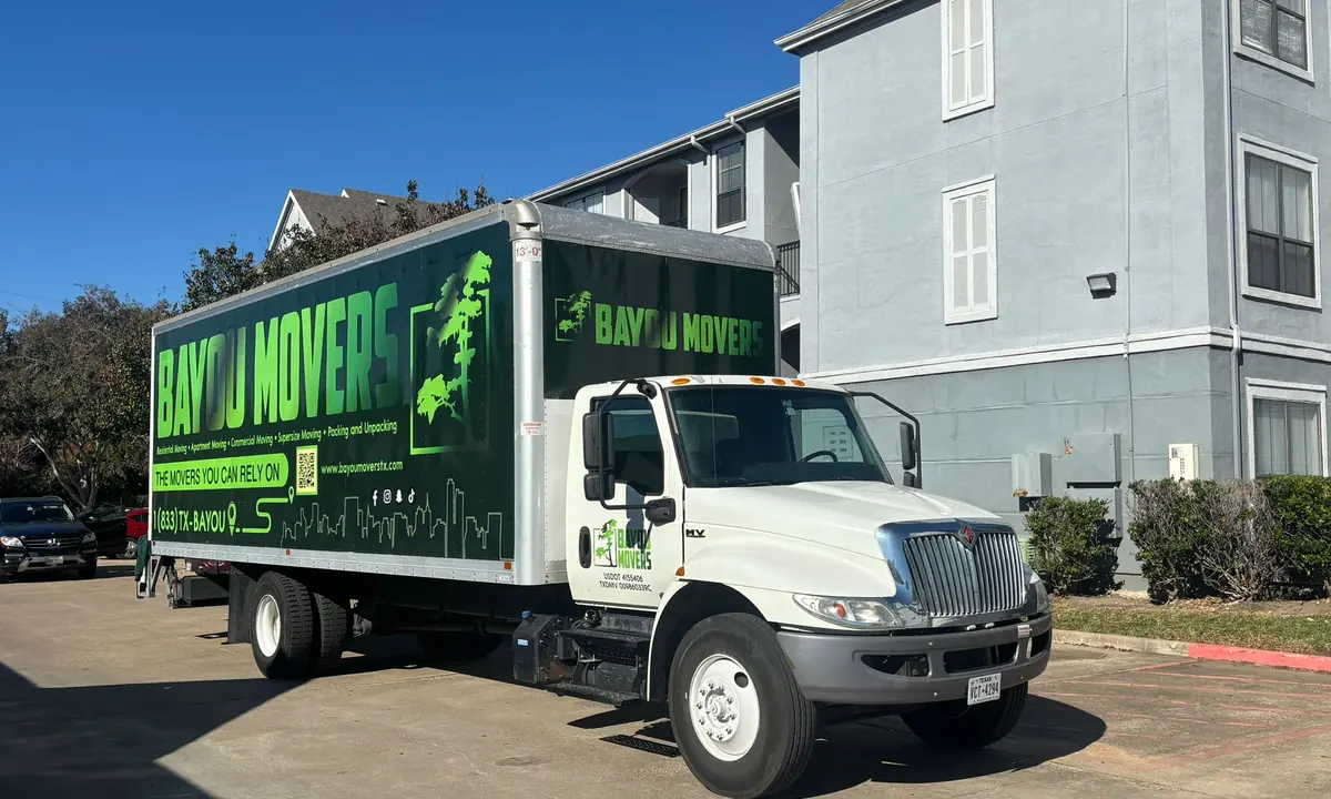 Bayou Movers apartment moving service available in Rosenberg, Texas